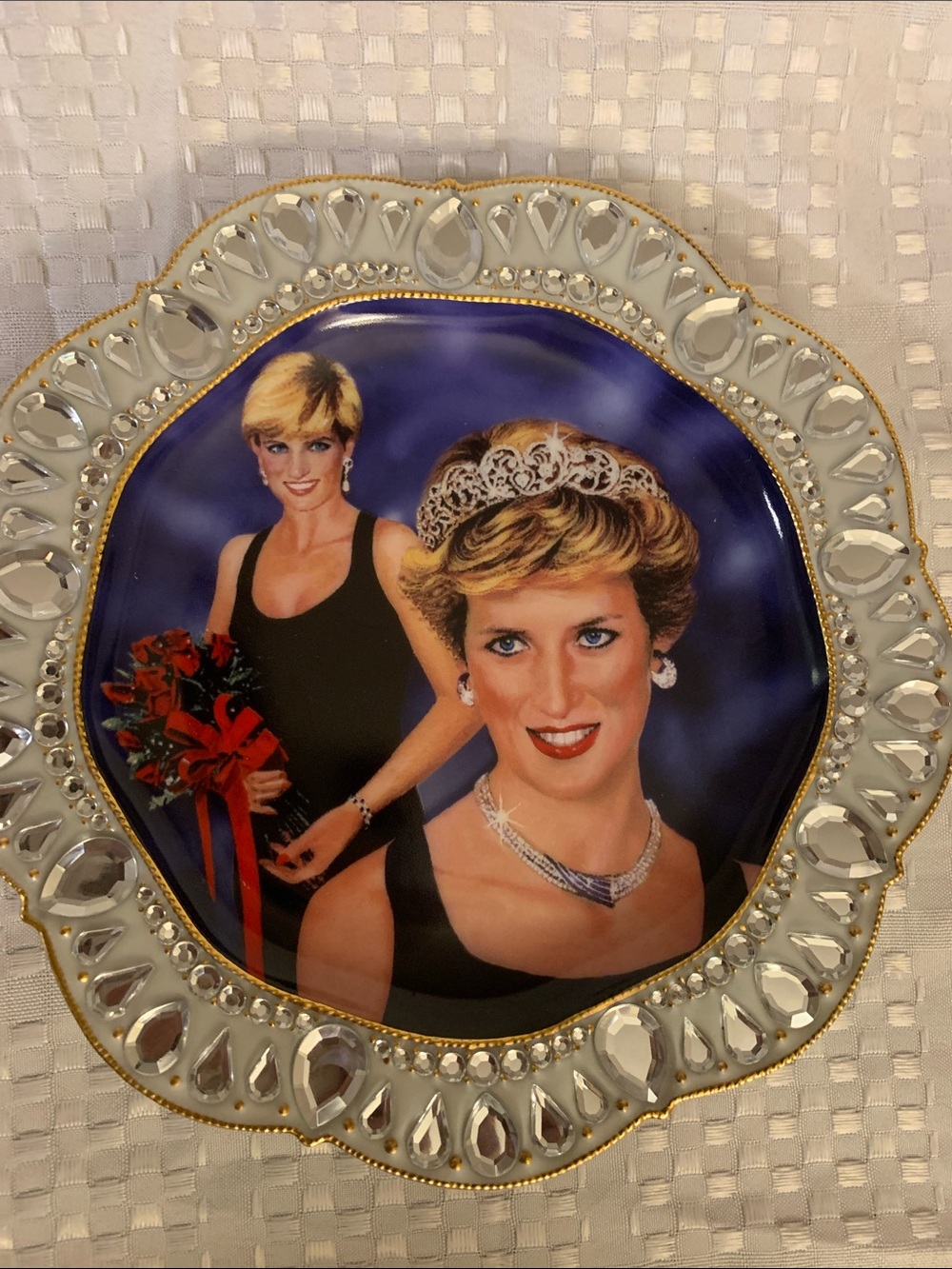 The Sparkle of Diana collector plate by The Bradford Exchange, made in 2007.